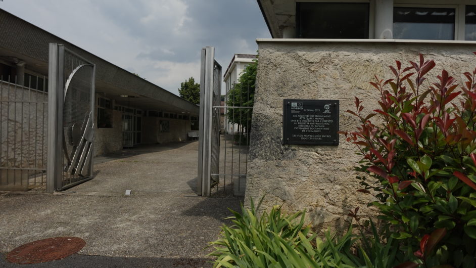 Entrée du Centre Joseph Wresinski